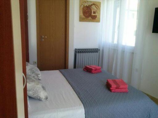 Studio Apartment Mala Plaza Kaštela 外观 照片